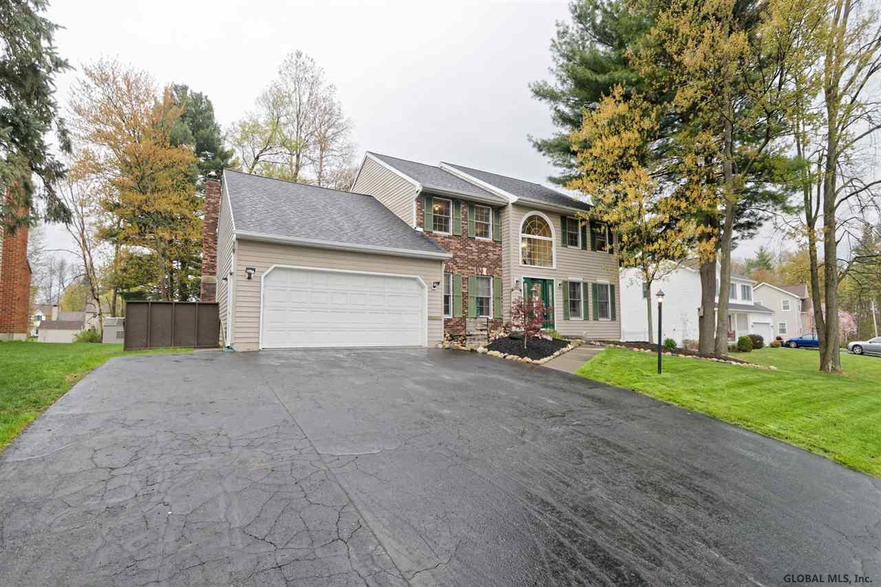9 Squire Road Colonie, NY 12304 - Photo 3 of 47 Photo 3