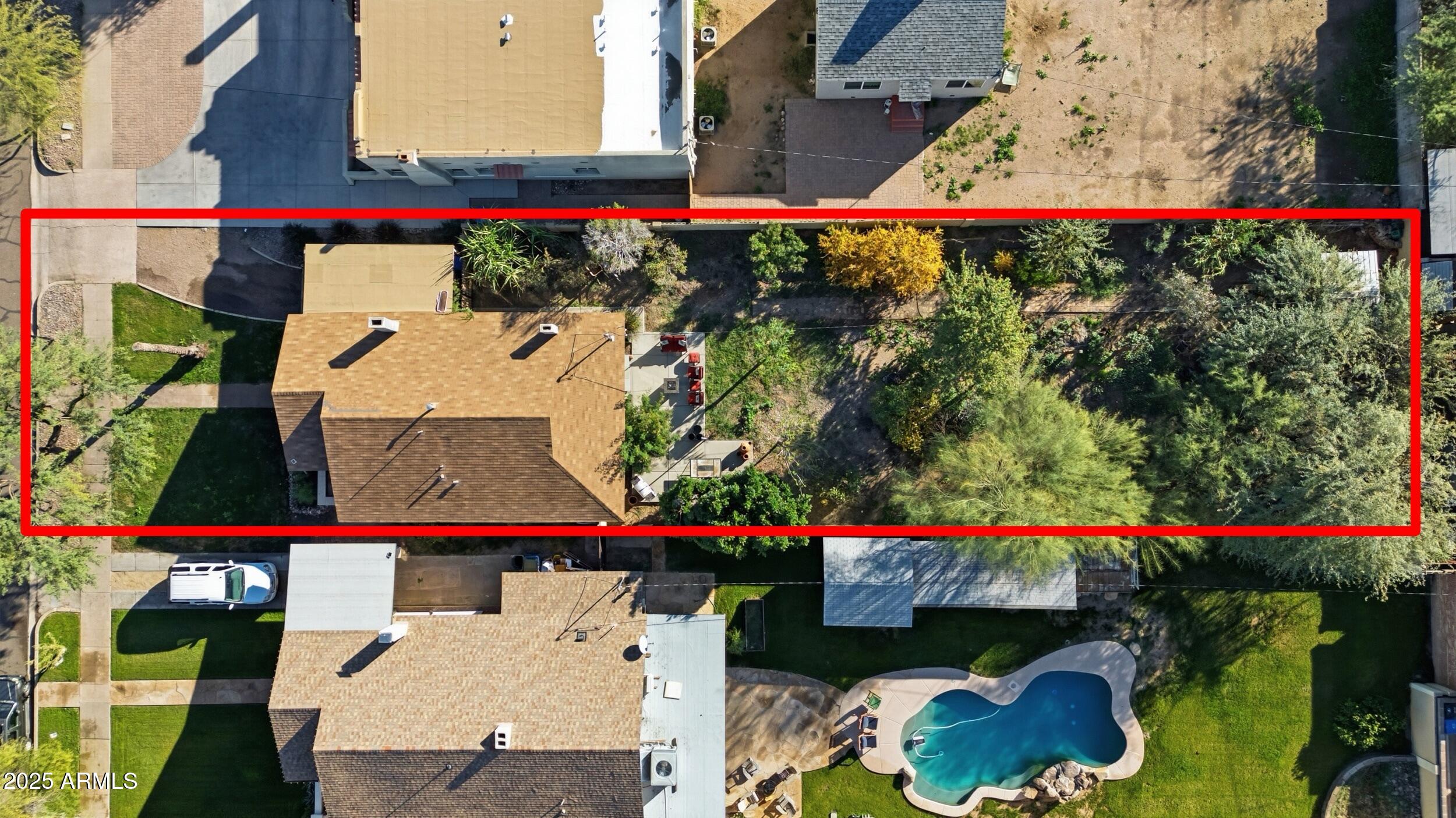 723 East Moreland Street Phoenix, AZ 85006 - Photo 20 of 25 an aerial view of balcony and yard