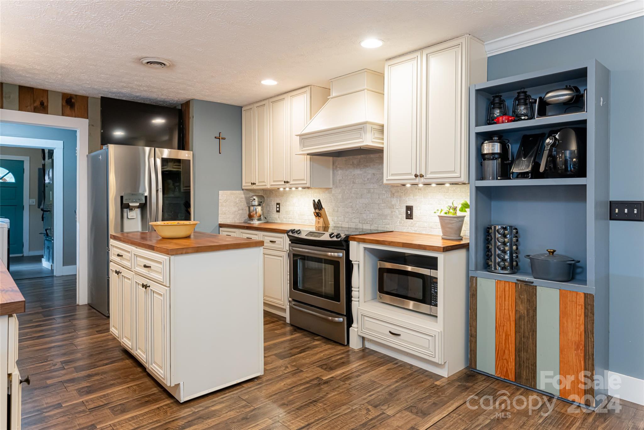 202 Laurel Ridge Road Asheville, NC 28805 - Photo 14 of 45 Gallery Image 14