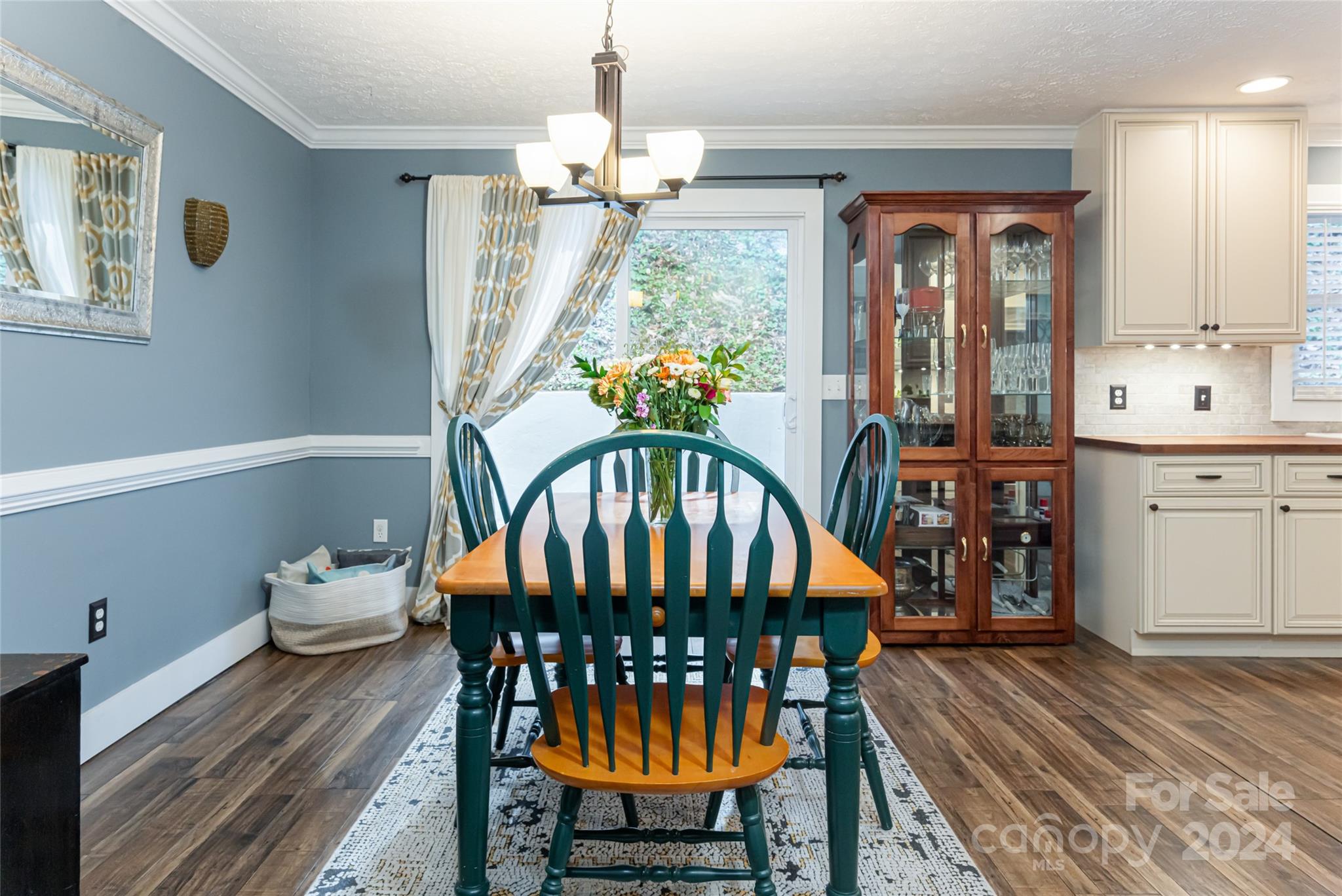 202 Laurel Ridge Road Asheville, NC 28805 - Photo 15 of 45 Gallery Image 15