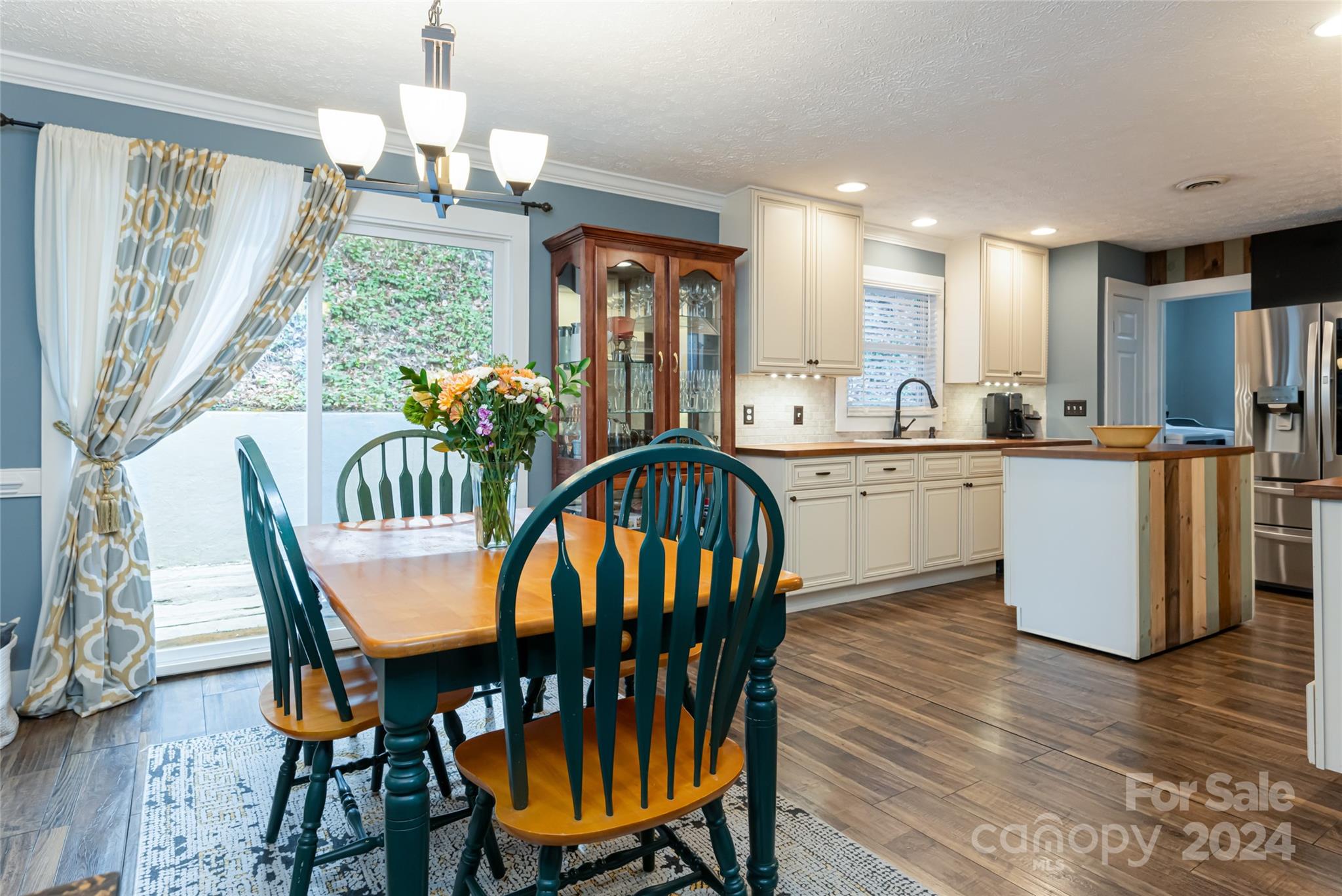 202 Laurel Ridge Road Asheville, NC 28805 - Photo 16 of 45 Gallery Image 16