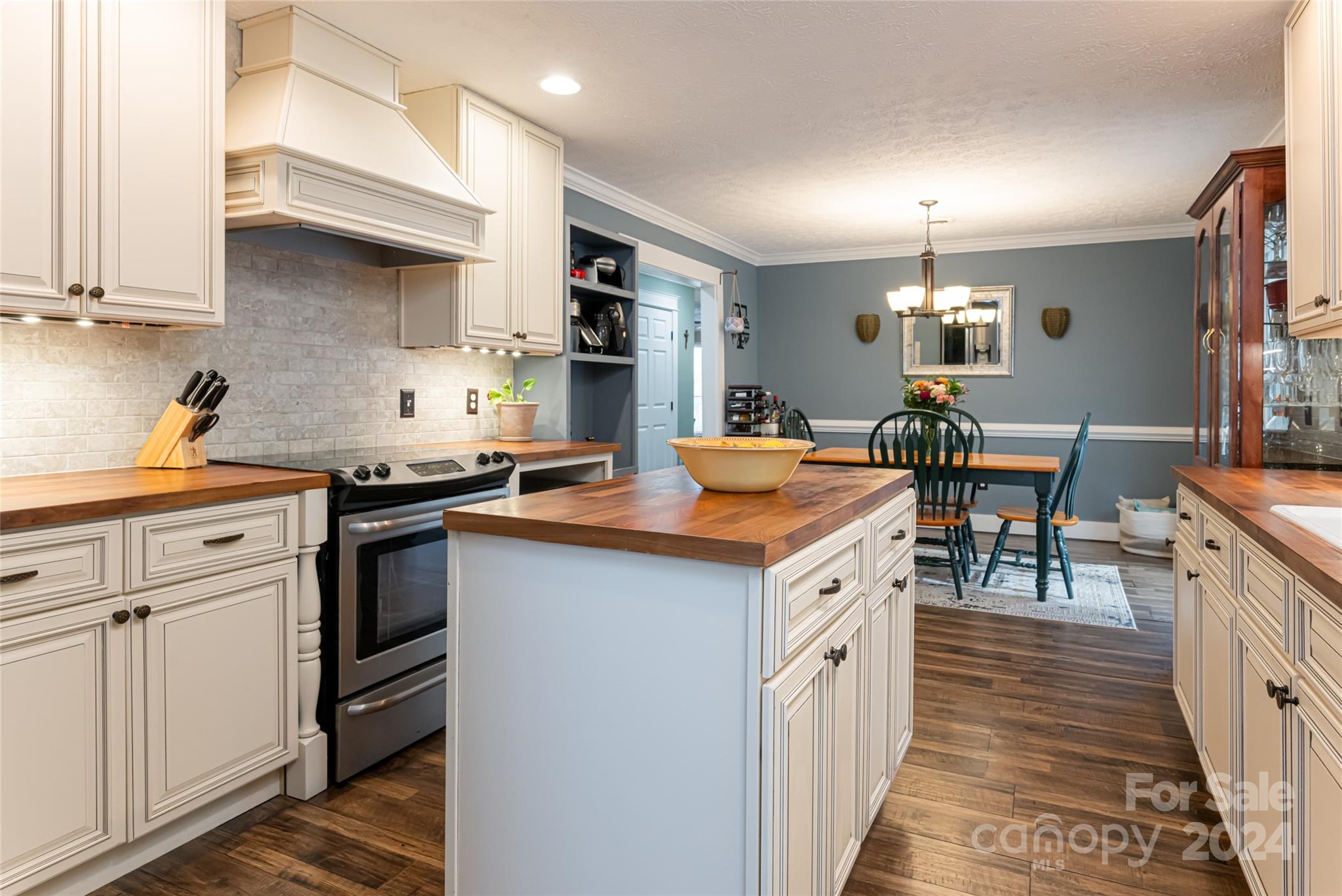 202 Laurel Ridge Road Asheville, NC 28805 - Photo 21 of 45 Gallery Image 21