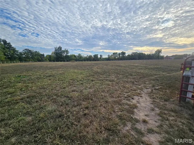 $229,000 | 151 West Doc Lin Drive, Sparta, IL 62286