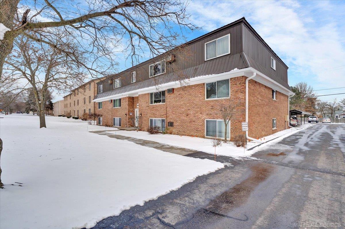 1617 South Riverside Avenue, Unit 4 St. Clair, MI 48079 - Photo 5 of 17