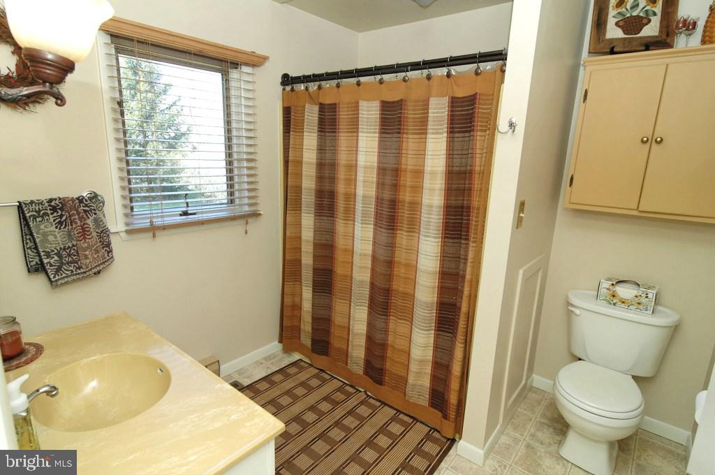 1559 Dry Tavern Road Denver, PA 17517 - Photo 8 of 14 Gallery Image 8