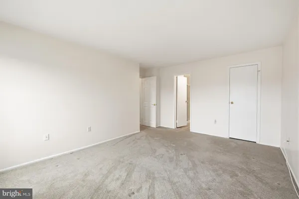 $359,900 | 301 Society Place, Newtown, PA 18940