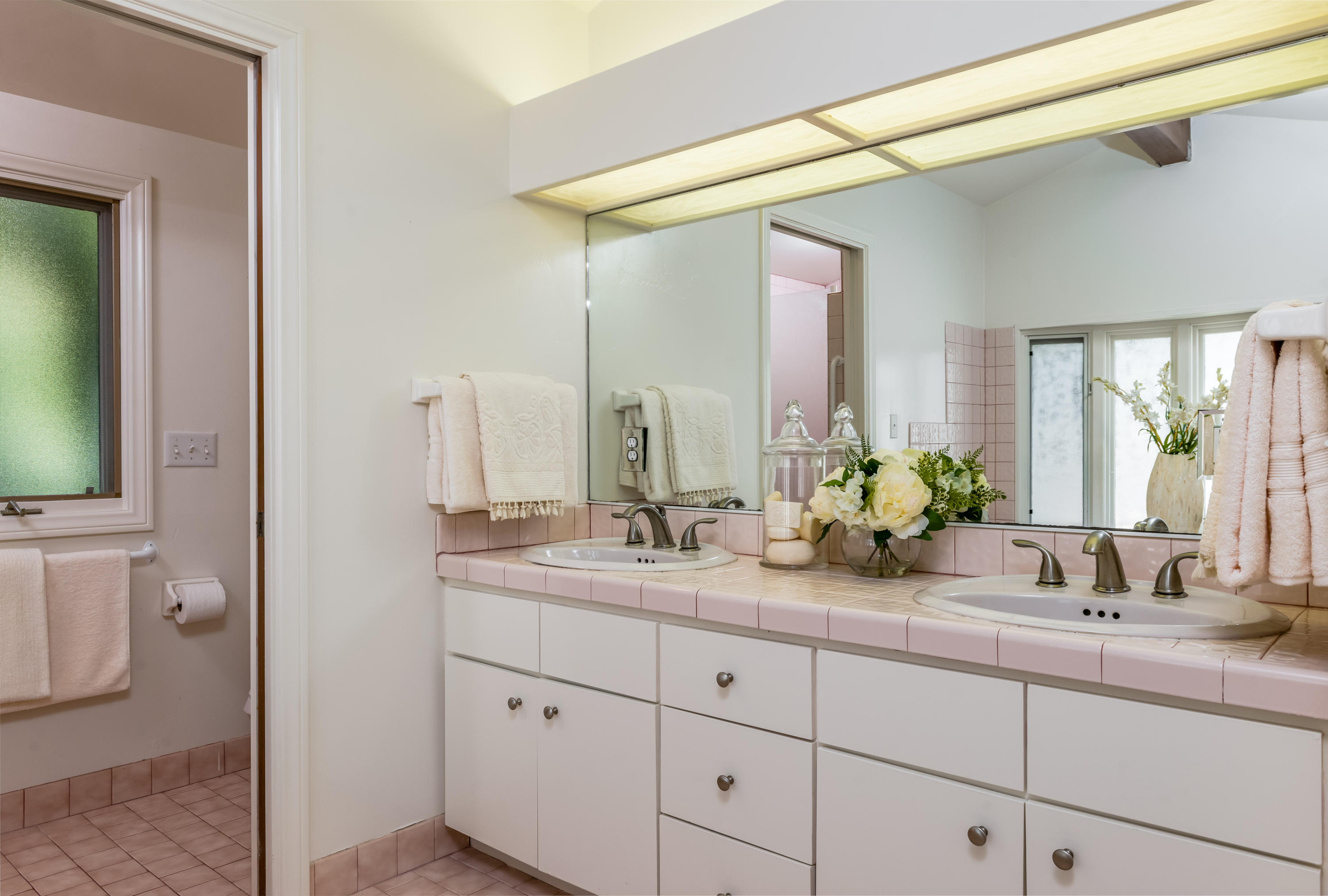 5225 Austin Road Santa Barbara, CA 93111 - Photo 22 of 42 Master Bathroom