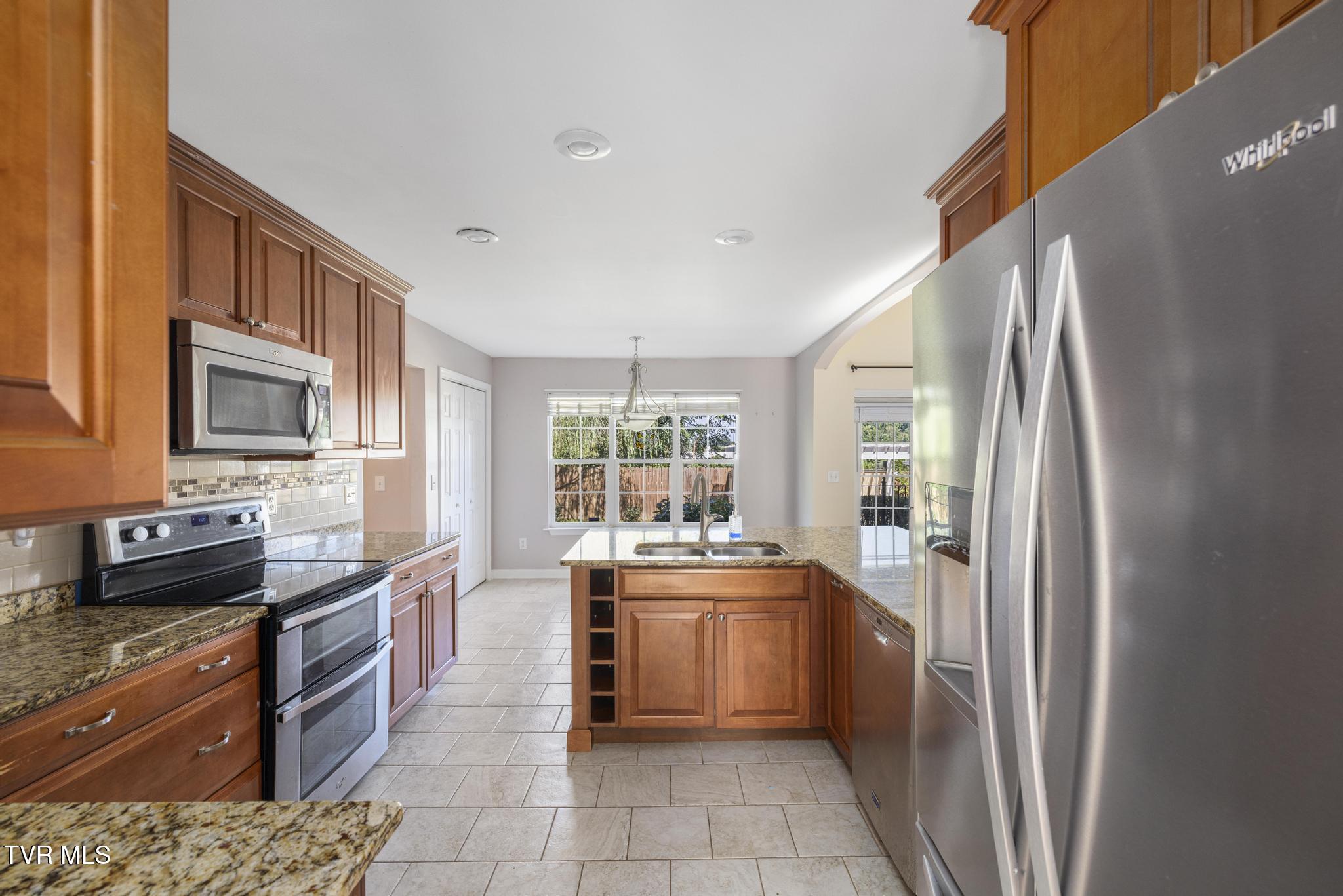102 Ridgeview Meadows Drive Gray, TN 37615 - Photo 14 of 51 Kitchen