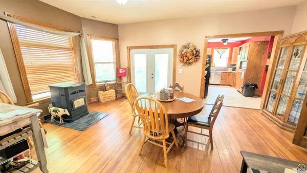 $239,500 | 709 East California Street, Osage City, KS 66523