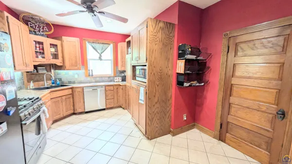 $239,500 | 709 East California Street, Osage City, KS 66523