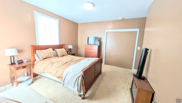 $239,500 | 709 East California Street, Osage City, KS 66523