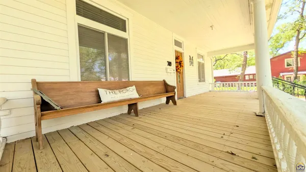 $239,500 | 709 East California Street, Osage City, KS 66523