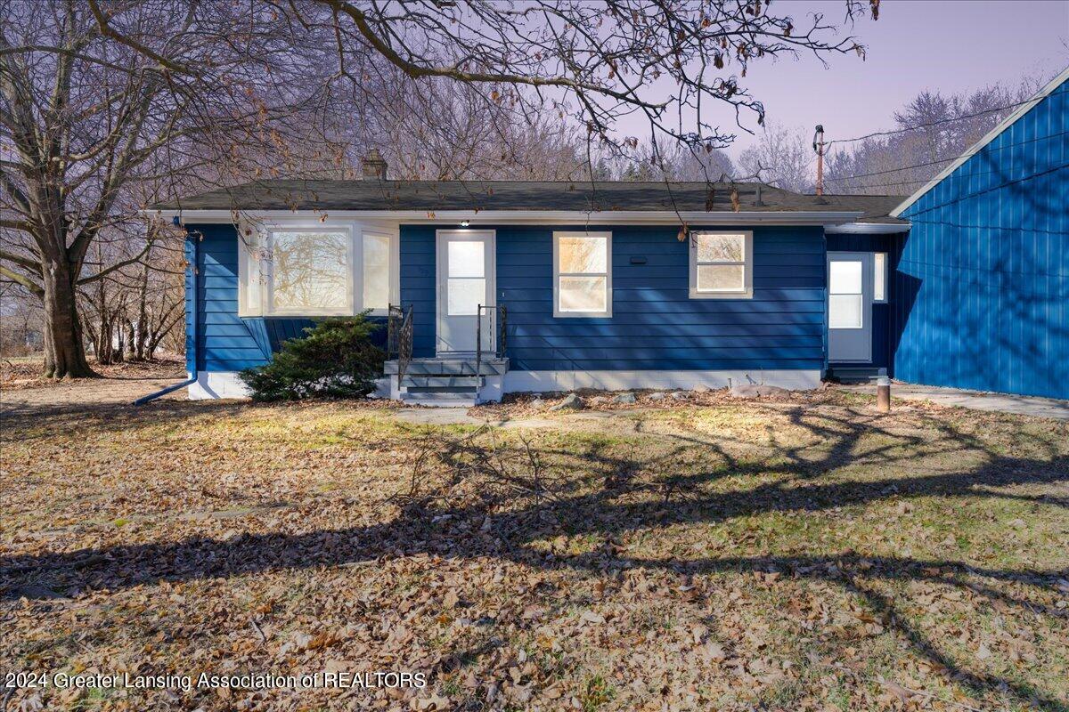 929 College Road Mason, MI 48854 - Photo 2 of 38 01-Media Jett-39