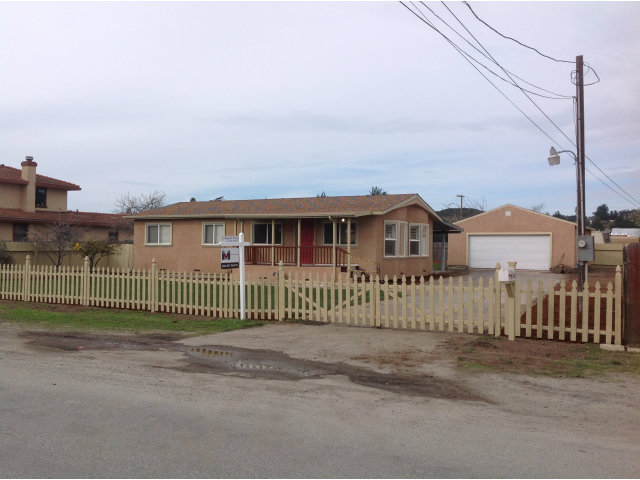 385 Berry Road Watsonville, CA 95076 - Photo 1 of 9 Gallery Image 1