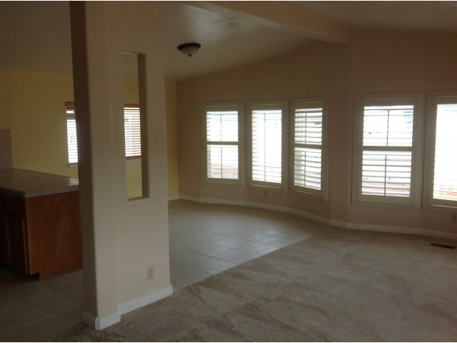 385 Berry Road Watsonville, CA 95076 - Photo 4 of 9 Gallery Image 4