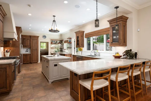 $7,395,000 | 335 El Portal Avenue, Hillsborough, CA 94010