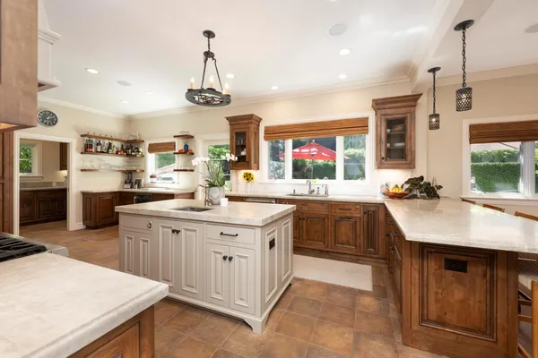 $7,395,000 | 335 El Portal Avenue, Hillsborough, CA 94010
