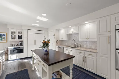 $1,995,000 | 701 Country Way, Scituate, MA 02066