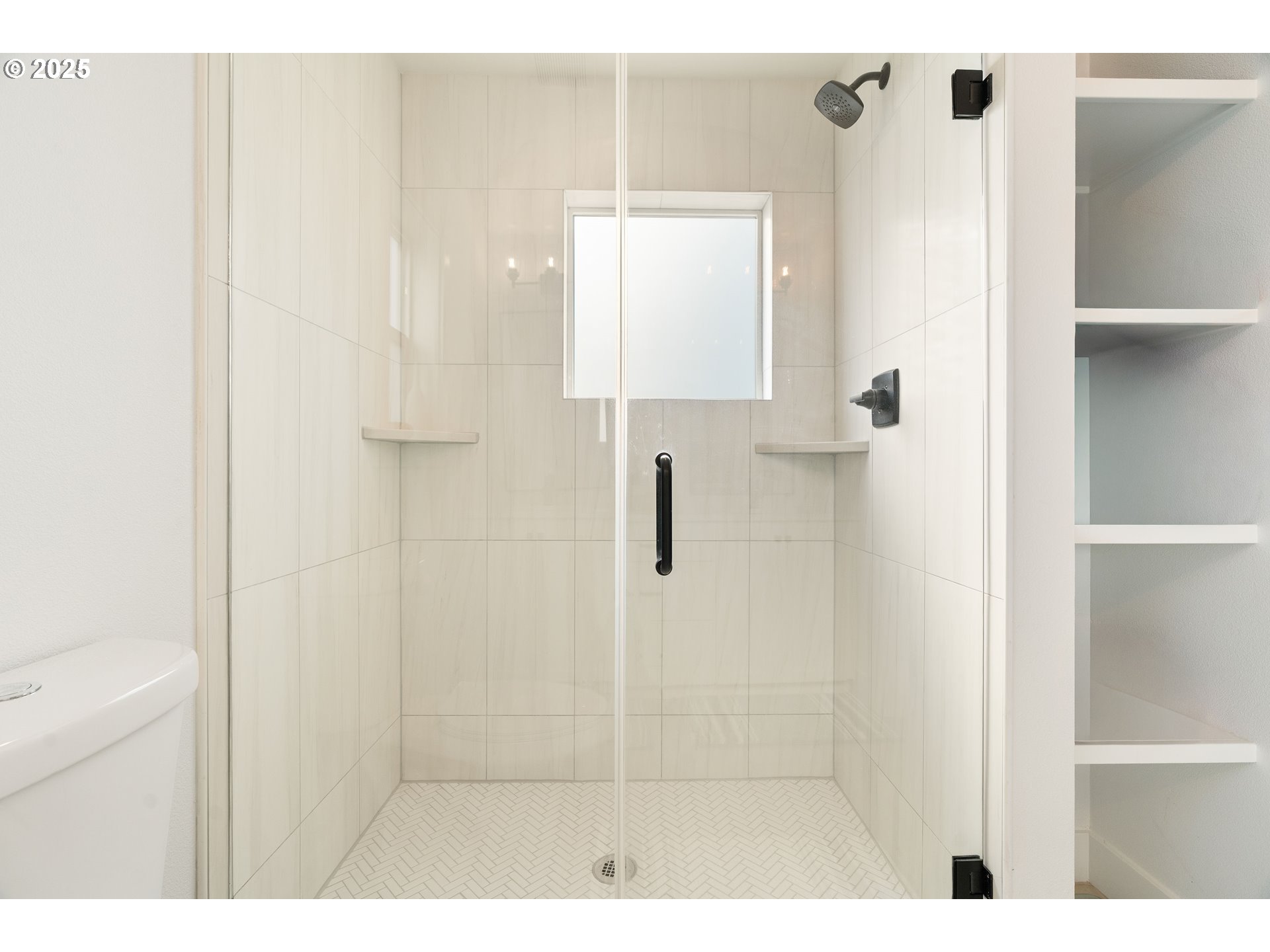 6421 Southeast Cooper Street Portland, OR 97206 - Photo 26 of 44 a bathroom with a shower