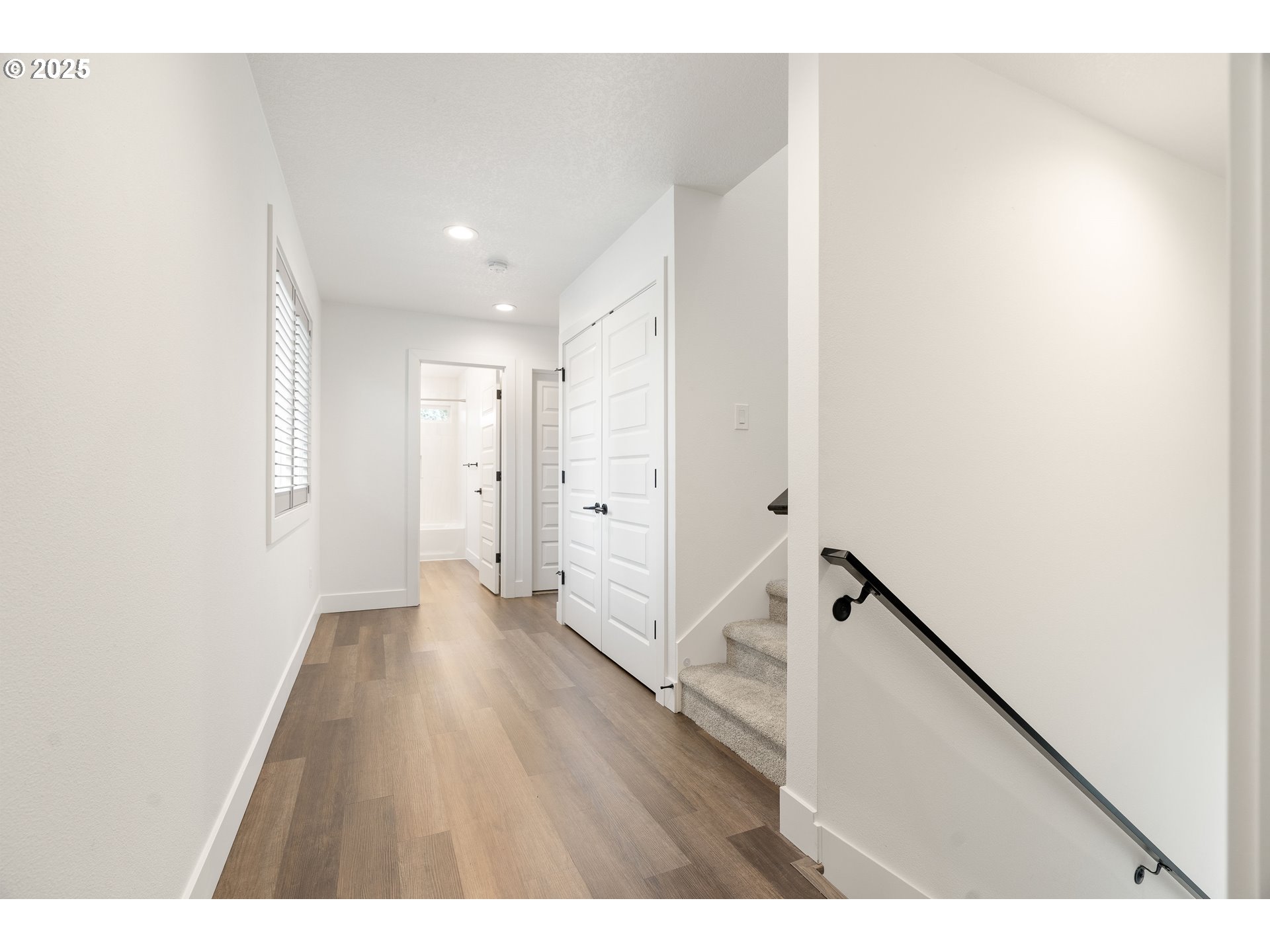 6421 Southeast Cooper Street Portland, OR 97206 - Photo 27 of 44 a view of an empty room