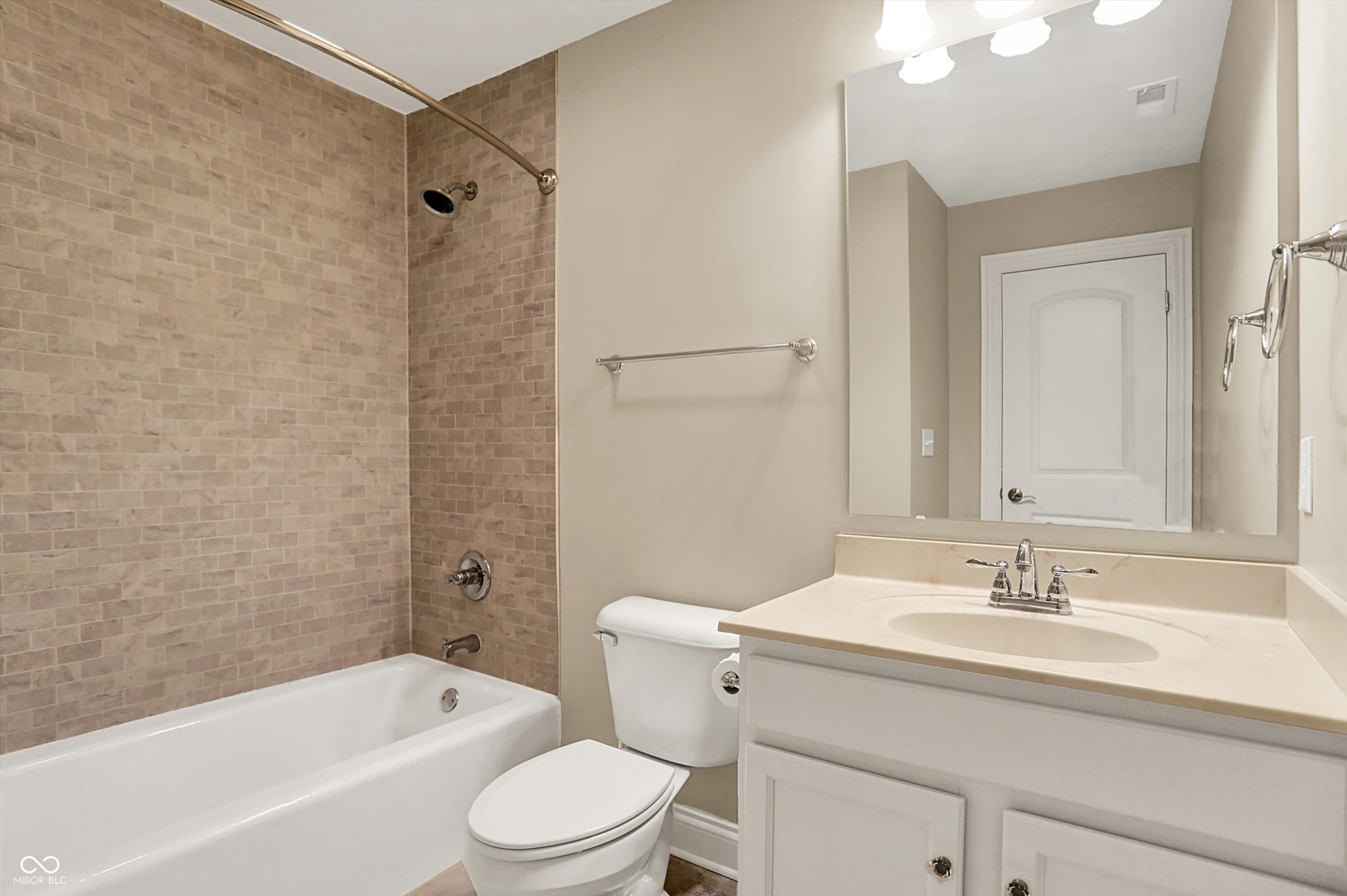 5212 Knollton Road Indianapolis, IN 46228 - Photo 33 of 44 Gallery Image 33