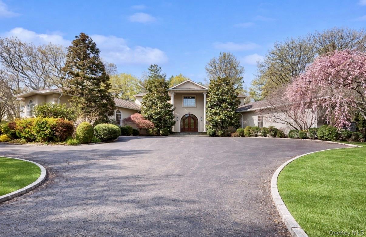 406 Duck Pond Road Locust Valley, NY 11560 - Photo 1 of 30 Gallery Image 1