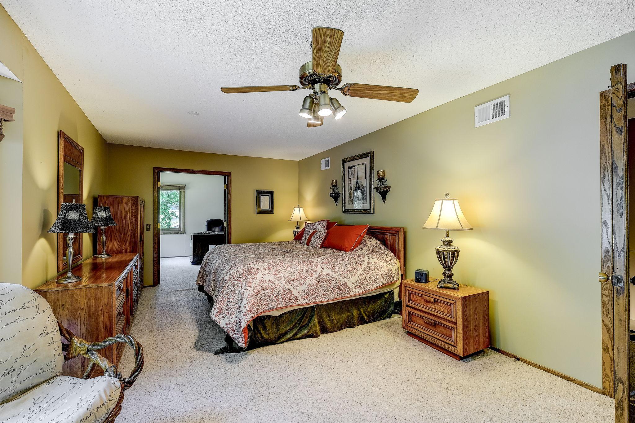 8013 Island Road Eden Prairie, MN 55347 - Photo 19 of 35