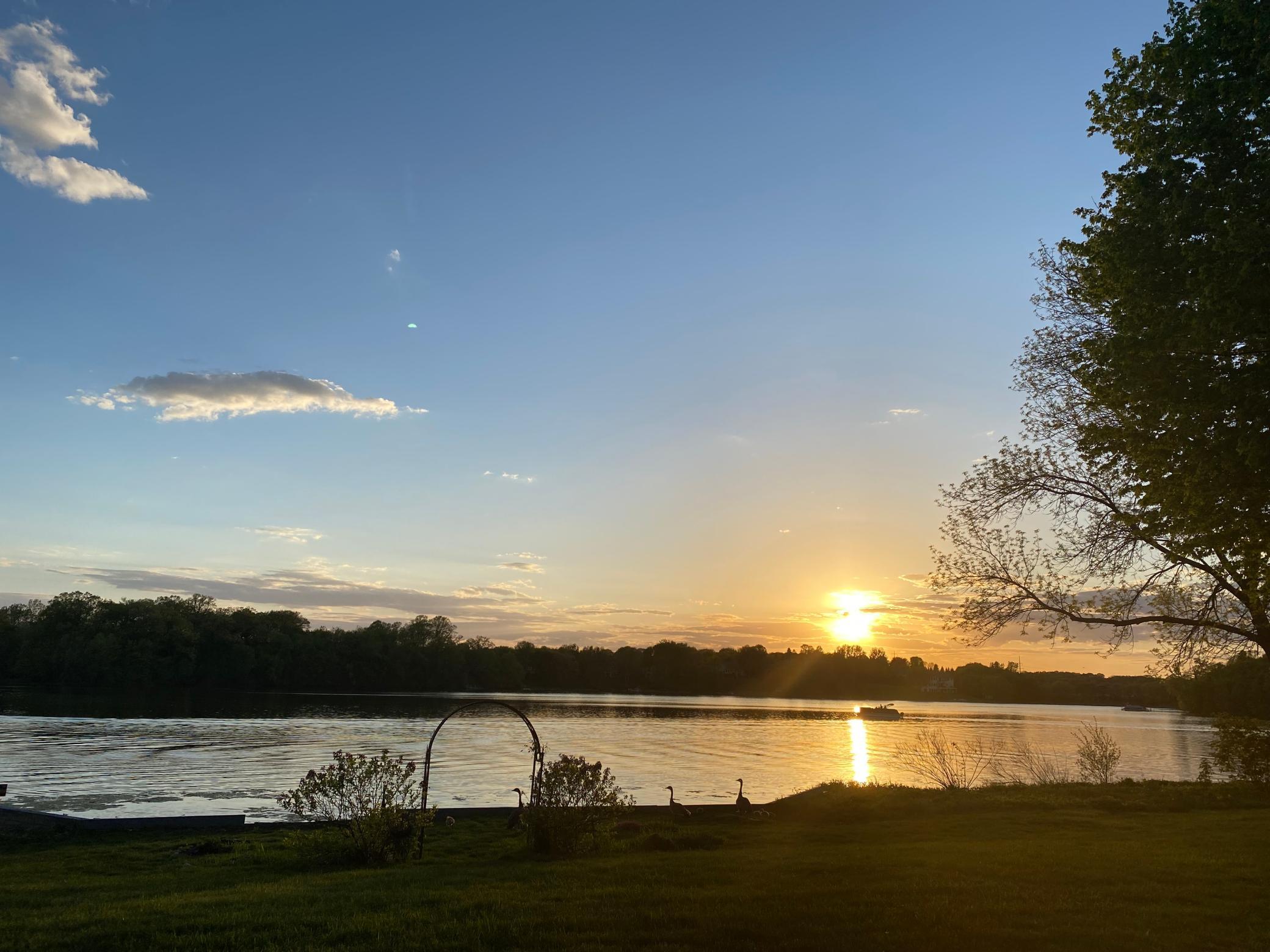 8013 Island Road Eden Prairie, MN 55347 - Photo 7 of 35