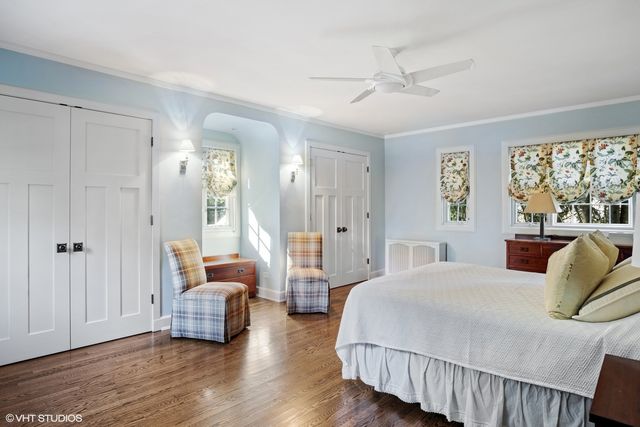 $1,645,000 | 1027 Locust Road, Wilmette, IL 60091