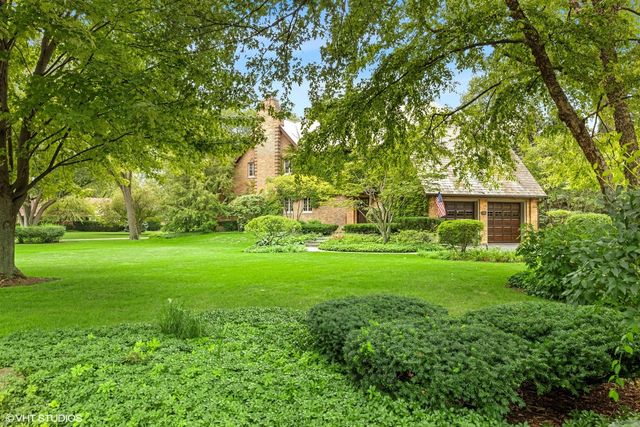 $1,645,000 | 1027 Locust Road, Wilmette, IL 60091