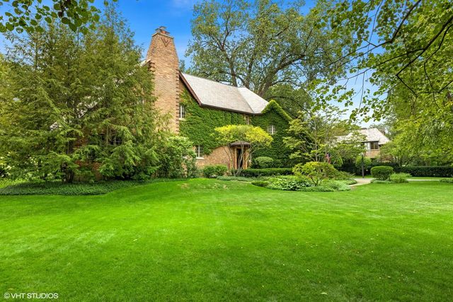 $1,645,000 | 1027 Locust Road, Wilmette, IL 60091