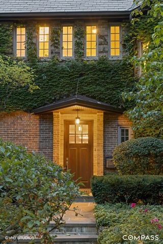 $1,645,000 | 1027 Locust Road, Wilmette, IL 60091