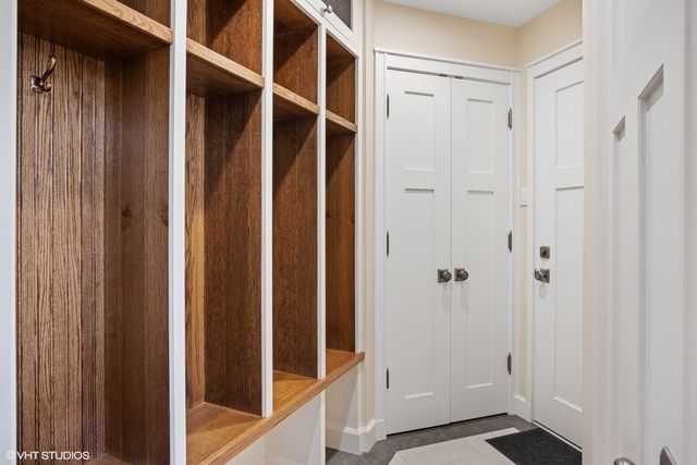 $1,645,000 | 1027 Locust Road, Wilmette, IL 60091