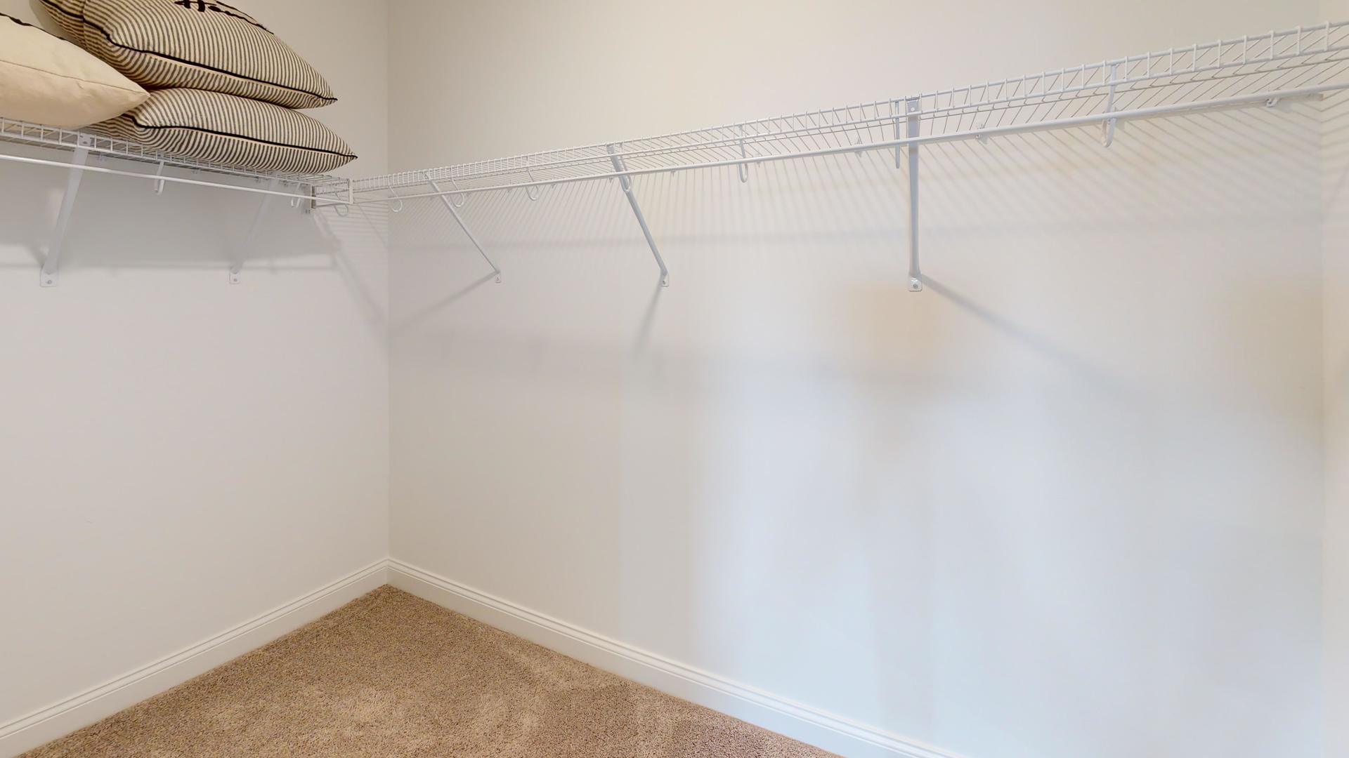 215 Becker Place Sycamore, IL 60178 - Photo 33 of 41 a view of a room