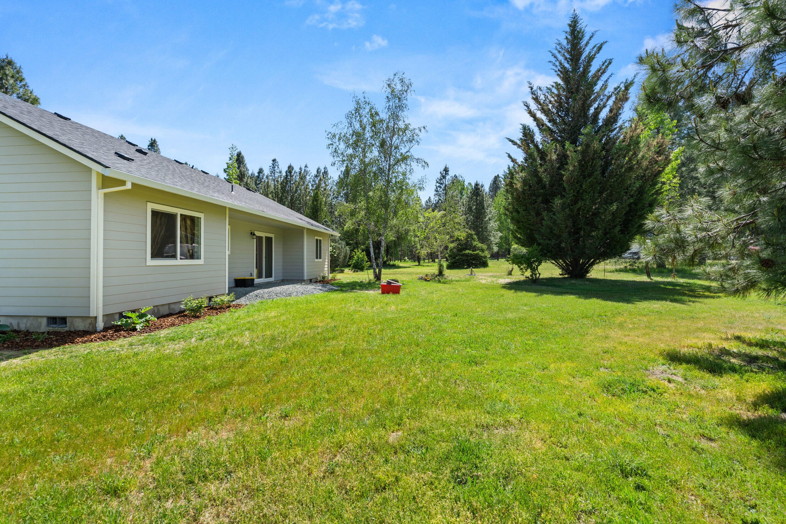 695 Minthorne Road Rogue River, OR 97537 - Photo 40 of 48 46_695 minthorne rd-30