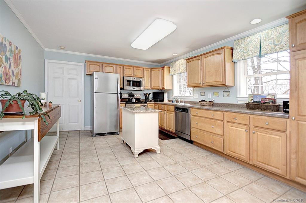 8711 Potter Road Indian Trail, NC 28079 - Photo 11 of 36 Gallery Image 11