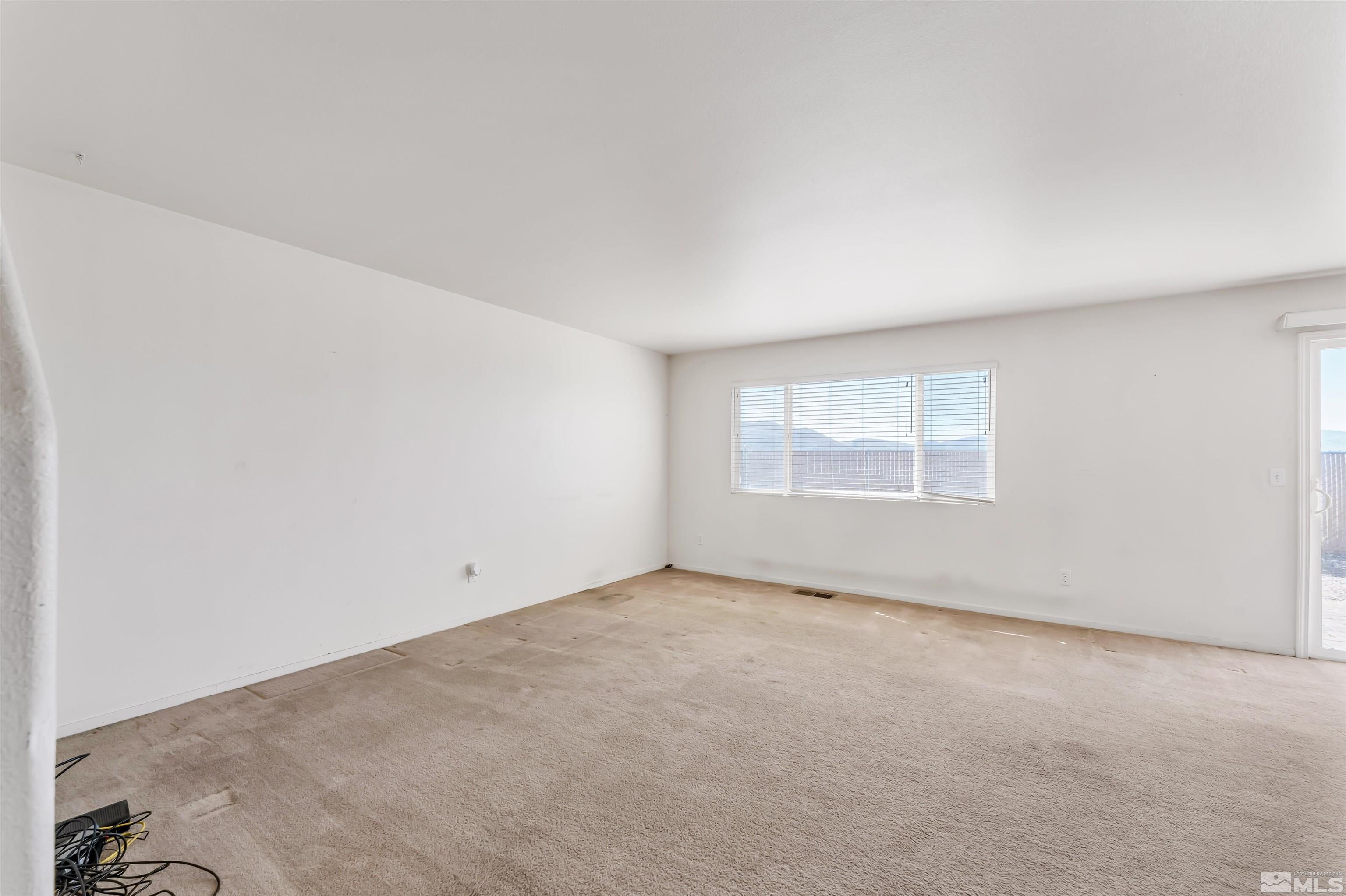 7475 Riverstone Court Reno, NV 89506 - Photo 3 of 39 Photo 3