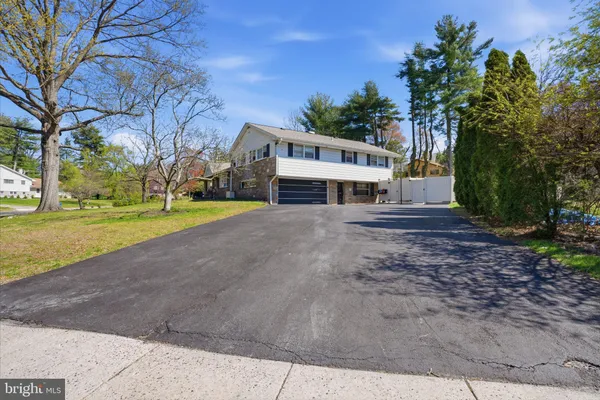 $750,000 | 1516 Redwood Lane, Wyncote, PA 19095