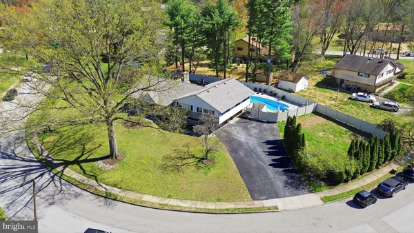 $750,000 | 1516 Redwood Lane, Wyncote, PA 19095