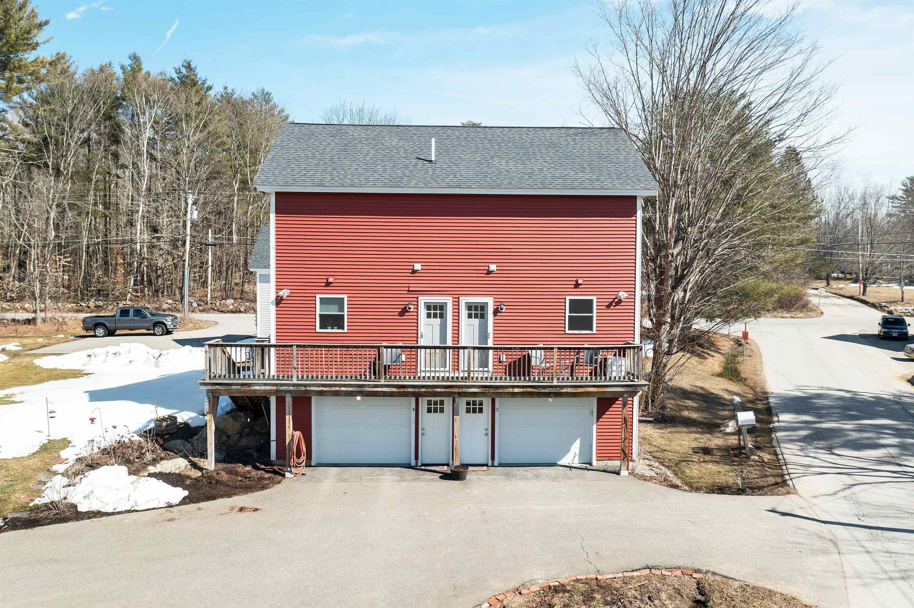 370 Stage Road, Unit 4 Nottingham, NH 03290 - Photo 1 of 40