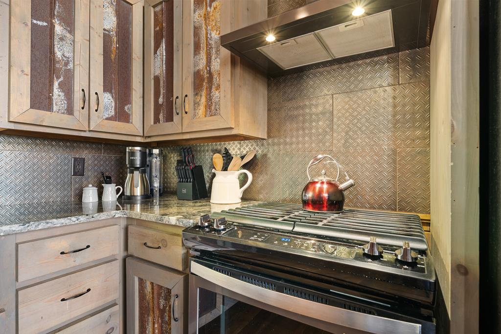 220 Firefly Road Blue Ridge, GA 30513 - Photo 32 of 74 Gallery Image 32