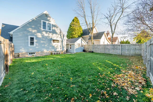 $250,000 | 803 Custer Avenue, Sheboygan, WI 53081