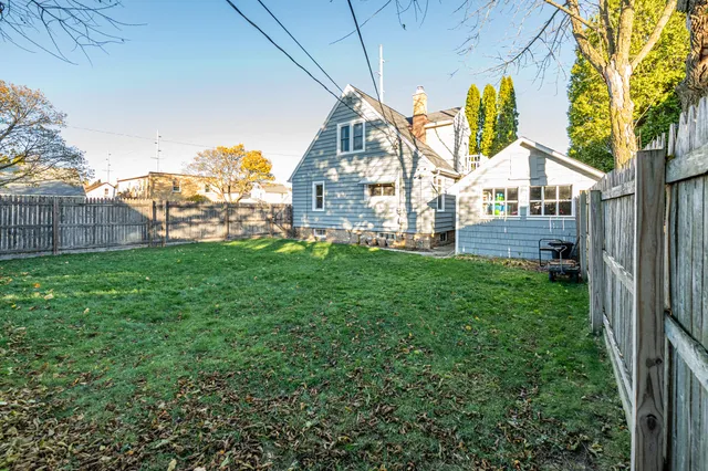 $250,000 | 803 Custer Avenue, Sheboygan, WI 53081