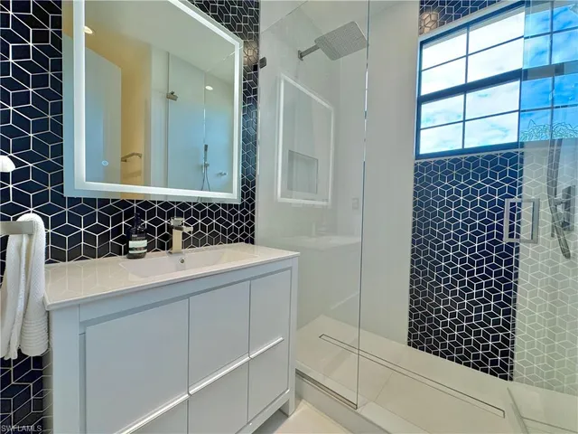 $6,000 | 4231 Siderno Court, Naples, FL 34119