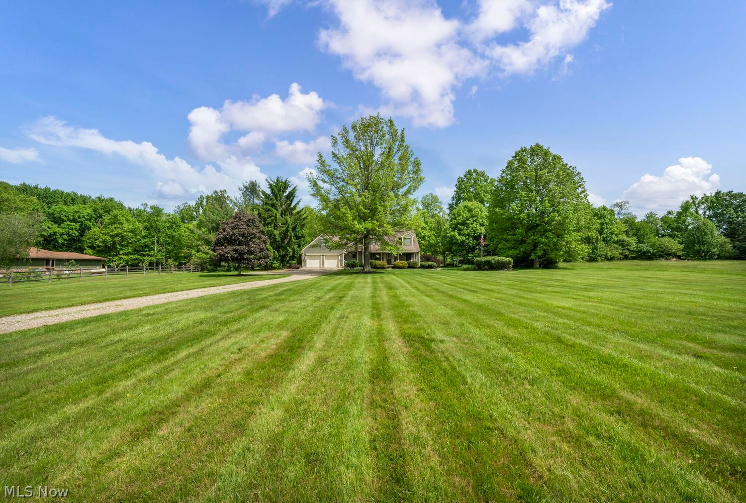 8925 Kennard Road Lodi, OH 44254 - Photo 4 of 50
