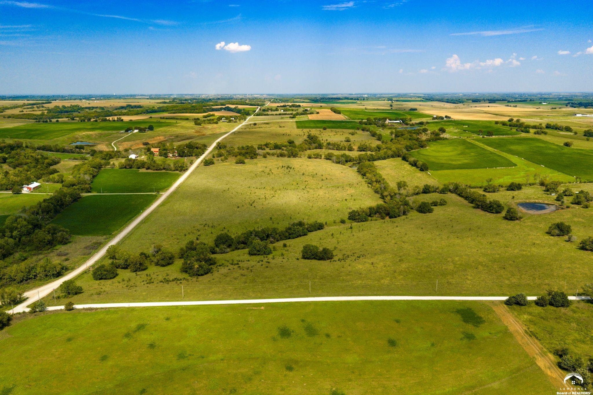 110 North 1150 Road Berryton, KS 66409 - Photo 14 of 20