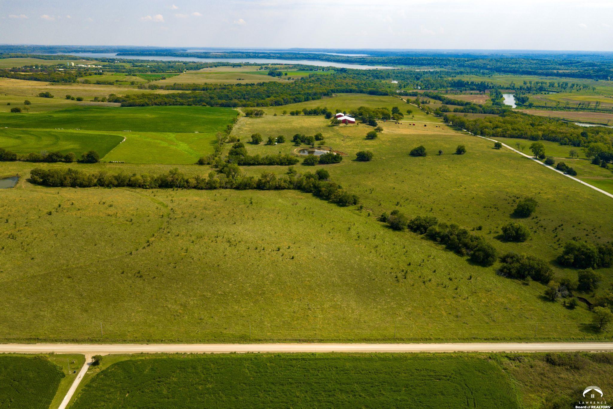 110 North 1150 Road Berryton, KS 66409 - Photo 10 of 20