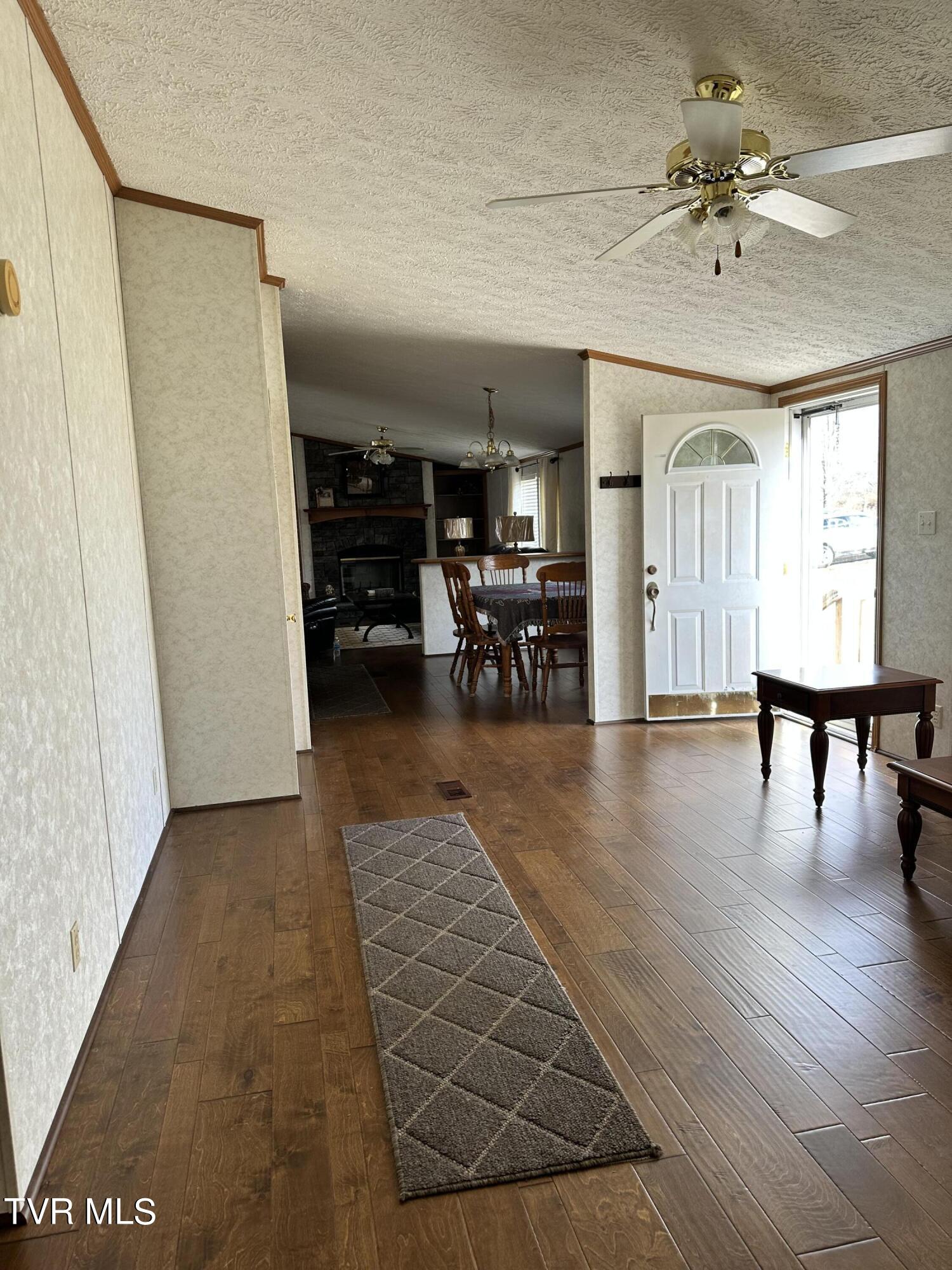 194 Twin View Lane Rutledge, TN 37861 - Photo 5 of 14 library and front door