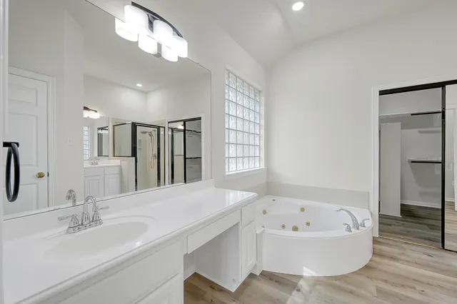 $3,500 | 53 North Peaceful Canyon Circle, The Woodlands, TX 77381