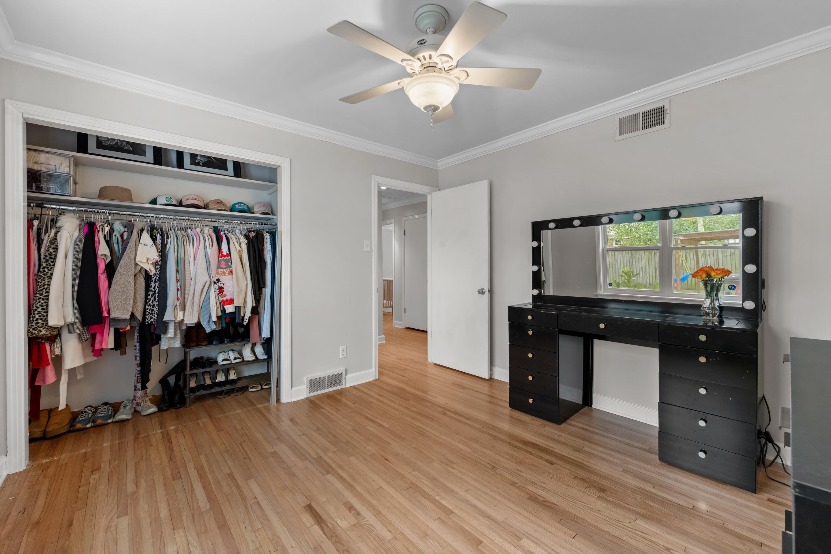 400 Rosser Road Memphis, TN 38120 - Photo 17 of 26 a living room with furniture and a flat screen tv